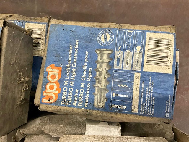 Partij diverse bouw- en bevestigingsmaterialen - afbeelding 14 van  17