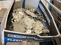 Partij diverse bouw- en bevestigingsmaterialen - afbeelding 3 van  24