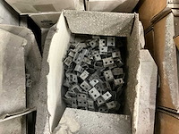 Partij diverse bouw- en bevestigingsmaterialen - afbeelding 16 van  24