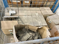 Partij diverse bouw- en bevestigingsmaterialen - afbeelding 12 van  24
