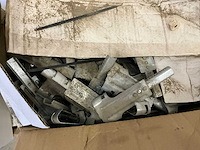 Partij diverse bouw- en bevestigingsmaterialen - afbeelding 8 van  10