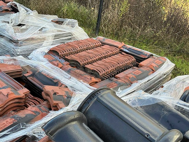 Partij diverse bouwmaterialen - afbeelding 2 van  35