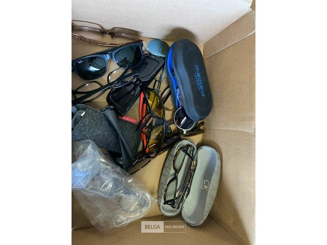 Partij diverse brillen - afbeelding 1 van  1