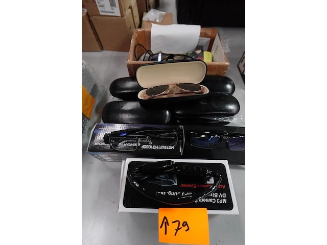 Partij diverse brillen - afbeelding 1 van  6