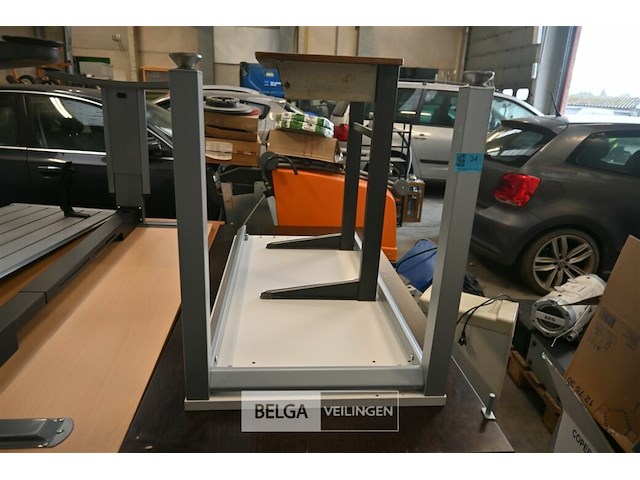 Partij diverse bureautafels - afbeelding 2 van  6