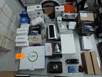 Partij diverse camera's + toebehoren - afbeelding 1 van  7