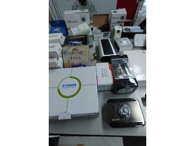 Partij diverse camera's + toebehoren - afbeelding 3 van  7