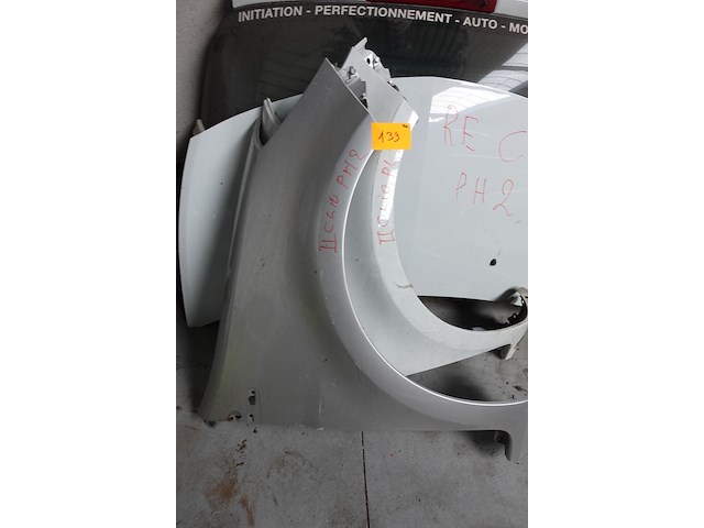 Partij diverse carrosserie onderdelen clio 2 - afbeelding 2 van  5