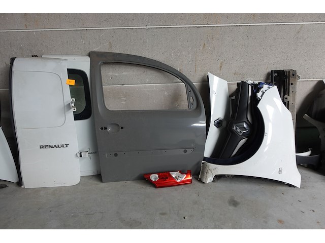 Partij diverse carrosserie onderdelen kangoo - afbeelding 1 van  13