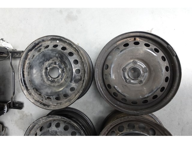 Partij diverse carrosserie onderdelen kangoo - afbeelding 12 van  13