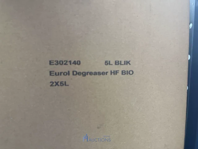 Partij diverse chemicaliën en oliën eurol - afbeelding 20 van  28