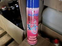 Partij diverse chemicaliën en onderhoudsproducten - afbeelding 11 van  14