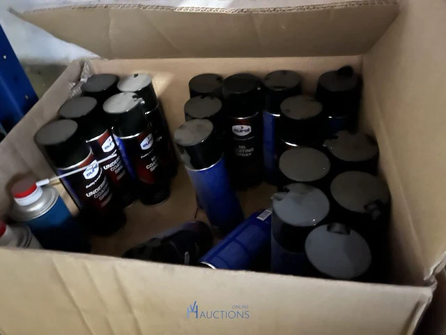 Partij diverse chemicaliën en onderhoudsproducten - afbeelding 12 van  14