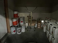 Partij diverse chemische producten - afbeelding 2 van  2