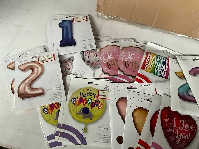 Partij diverse cijfer en thema folie ballonnen - afbeelding 3 van  7