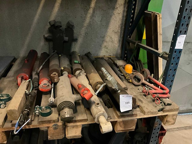 Partij diverse cilinders - afbeelding 1 van  6