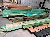 Partij diverse daklatten - afbeelding 1 van  3