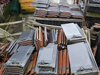 Partij diverse dakpannen - afbeelding 5 van  8