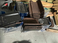 Partij diverse dakpannen - afbeelding 3 van  4