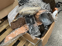 Partij diverse damesriemen - afbeelding 2 van  4