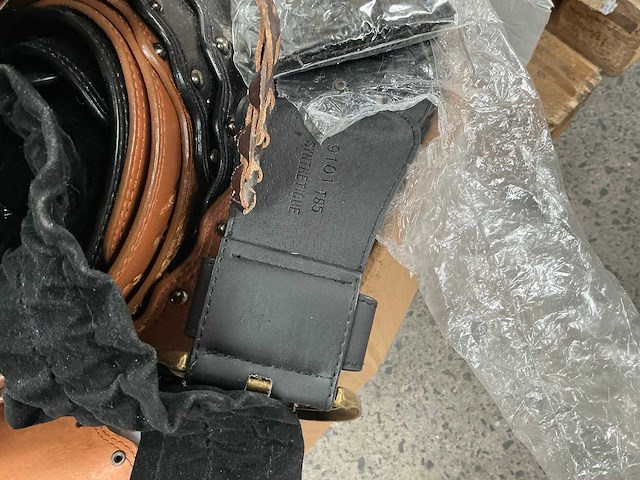 Partij diverse damesriemen - afbeelding 4 van  4