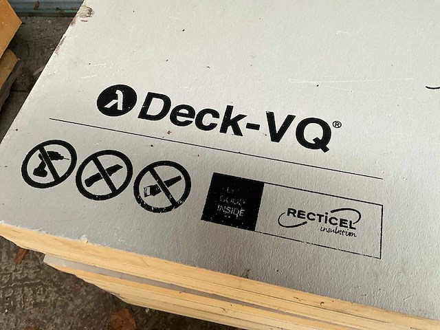 Partij diverse deck-vq vacuüm isolatie panelen (16,50 m2) - afbeelding 5 van  5