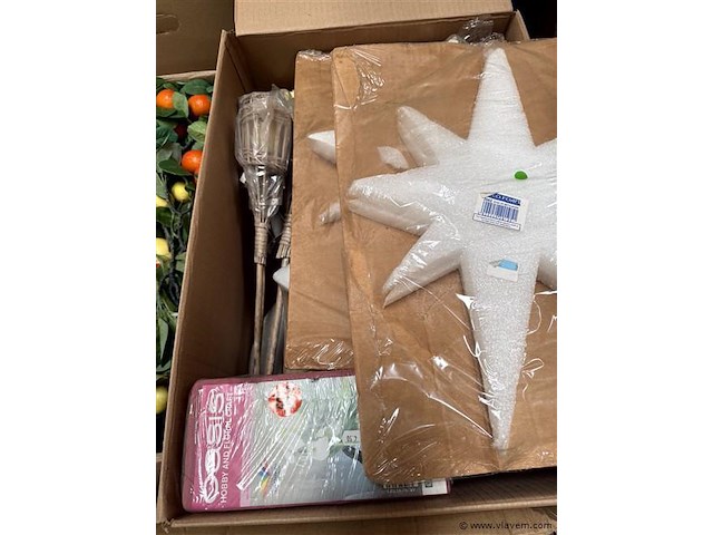 Partij diverse decoratie en hobbymateriaal - afbeelding 4 van  4