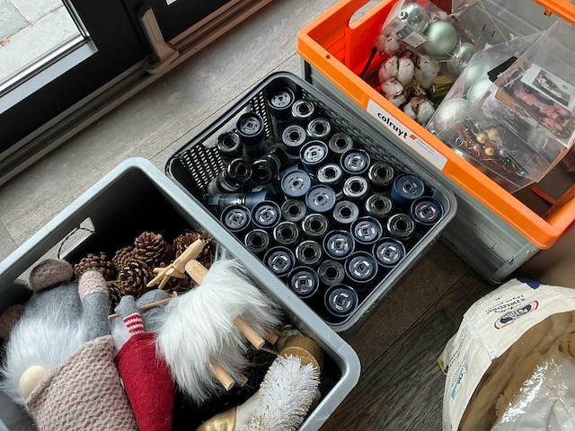 Partij diverse decoratie - afbeelding 15 van  17