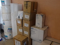 Partij diverse dispensers en toebehoren - afbeelding 1 van  10