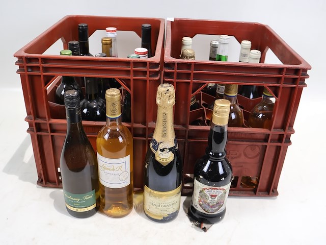 Partij diverse dranken - afbeelding 1 van  6