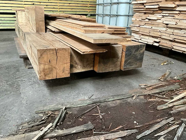 Partij diverse eiken balken (4x) en restanten - afbeelding 5 van  6