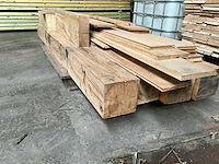 Partij diverse eiken balken (4x) en restanten - afbeelding 2 van  6