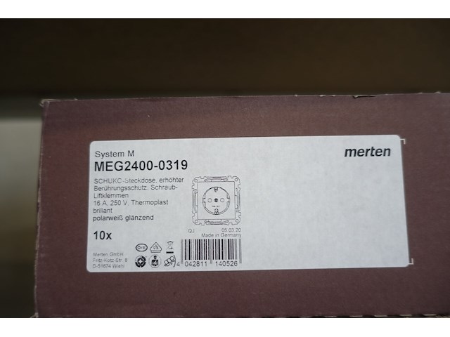 Partij diverse electronica merten - afbeelding 7 van  7