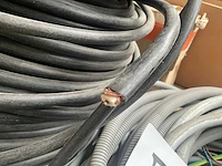 Partij diverse elektriciteitskabels en toebehoren - afbeelding 1 van  8