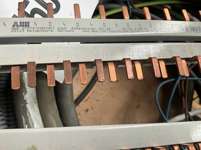 Partij diverse elektriciteitskabels en toebehoren - afbeelding 6 van  8