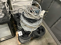 Partij diverse elektriciteitskabels - afbeelding 2 van  5