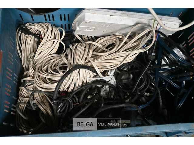 Partij diverse elektriciteitskabels - afbeelding 2 van  6