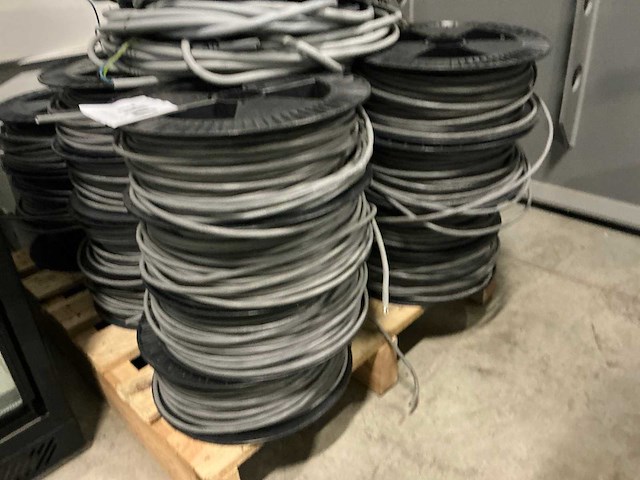 Partij diverse elektriciteitskabels - afbeelding 3 van  5