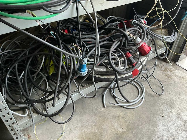 Partij diverse elektrische kabels - afbeelding 9 van  14