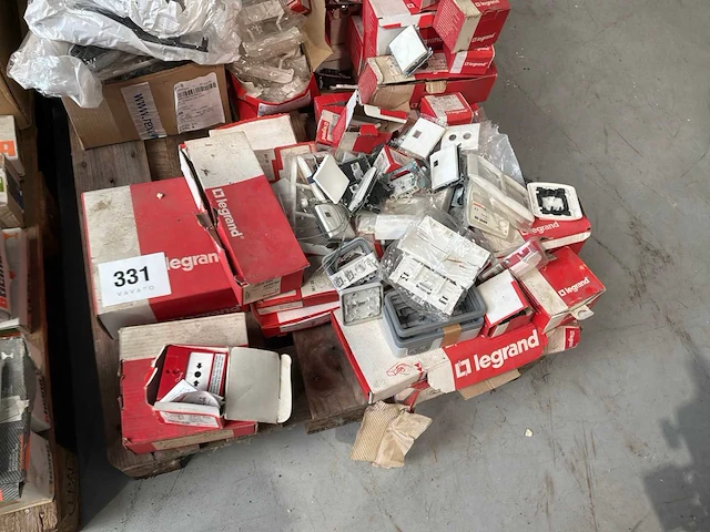 Partij diverse elektrische onderdelen - afbeelding 3 van  8