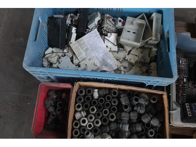 Partij diverse elektrmateriaal - afbeelding 4 van  6