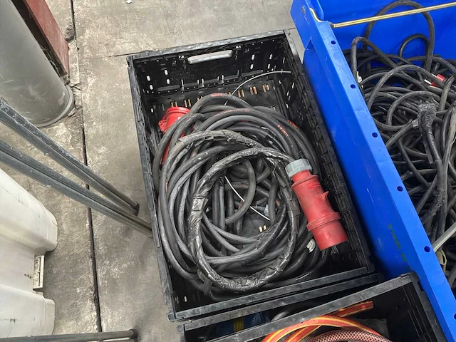 Partij diverse elektrokabels - afbeelding 4 van  5