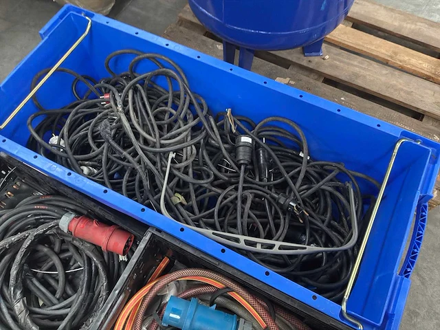 Partij diverse elektrokabels - afbeelding 5 van  5