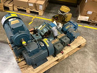 Partij diverse elektromotoren en machineonderdelen - afbeelding 5 van  5