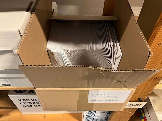 Partij diverse enveloppen - afbeelding 2 van  53