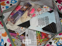 Partij diverse feestartikelen ballonnen, kaartjes,.. - afbeelding 1 van  5