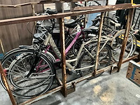 Partij diverse fietsen - afbeelding 1 van  3