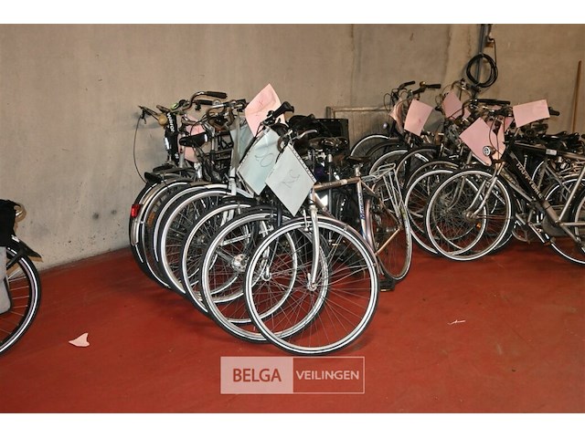 Partij diverse fietsen - afbeelding 1 van  6