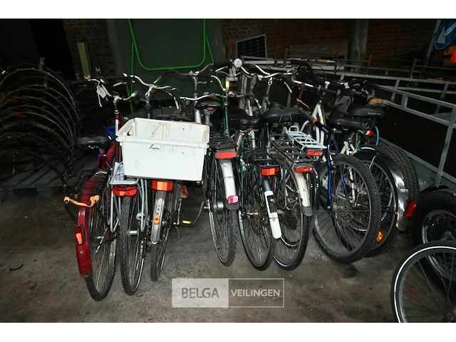 Partij diverse fietsen - afbeelding 2 van  5