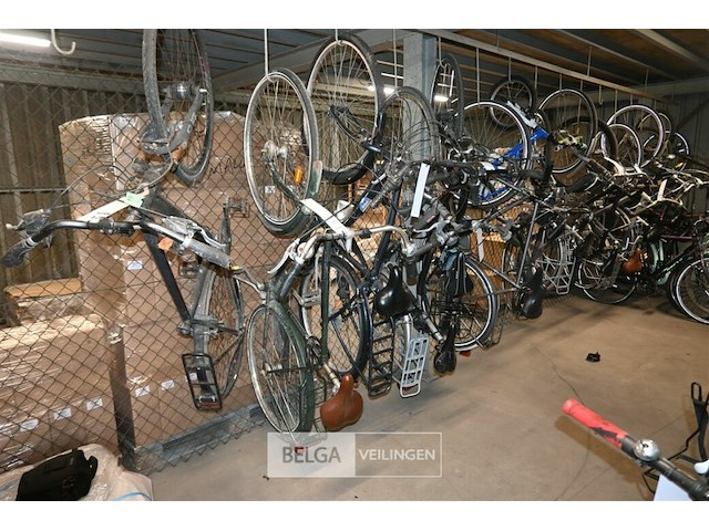 Partij diverse fietsen - afbeelding 1 van  6